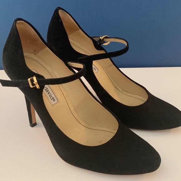 charles david suede pumps